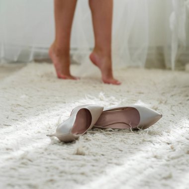 Zarif ve şık gelin ayakkabıları..