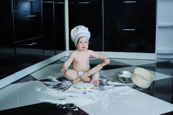 Little Boy Sitting Carpet Kitchen Playing Cooking Pots Cute Boy — Stock Photo, Image