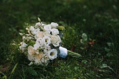 güzel modern düğün buketi