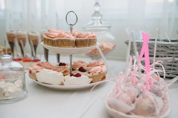 Desserts Aux Fruits Mousse Biscuits Différents Types Pâtisseries Sucrées Petits — Photo