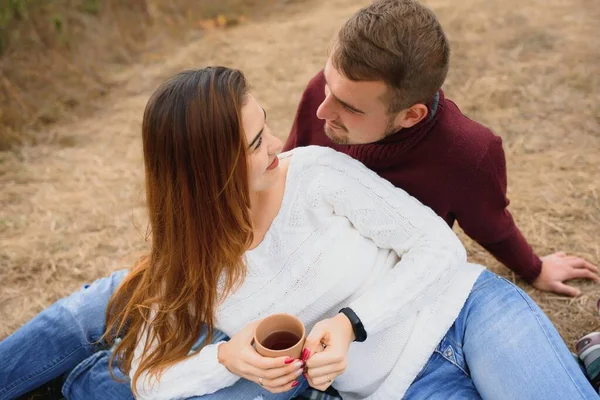 Couple Love Lying Picnic Blanket Park Enjoying Beautiful Autumn Day — Stock Photo, Image