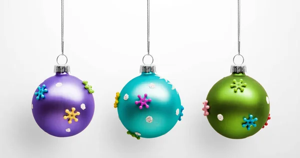 Vánoční barevné kuličky — Stock fotografie