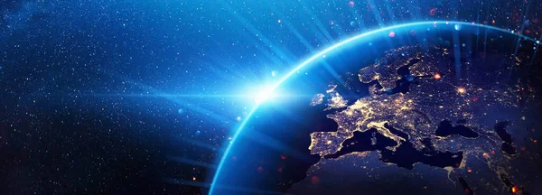 Planeta Země Evropa z vesmíru v noci — Stock fotografie
