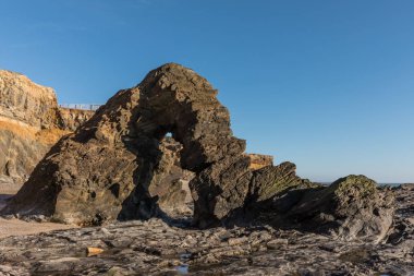 Ark rock formation (Pointe du Payre, France)