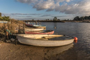 Auzance Nehri üzerinde tekne
