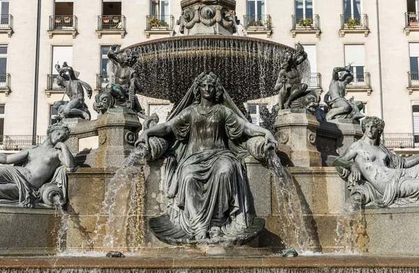 Fontana del luogo Royale a Nantes — Foto Stock
