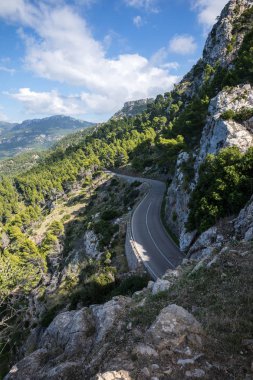 Serra de Tramuntana dağ yolu