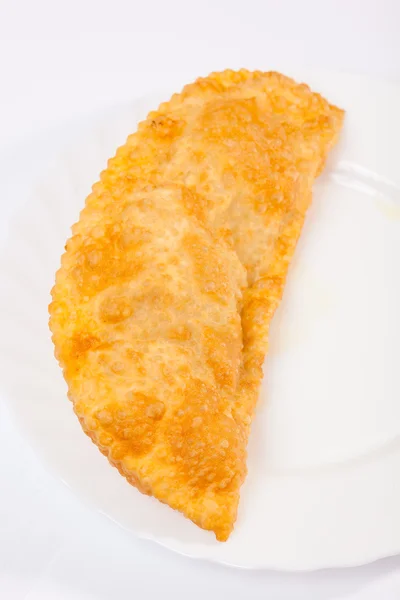 Cheburek Con Cordero Plato Blanco — Foto de Stock