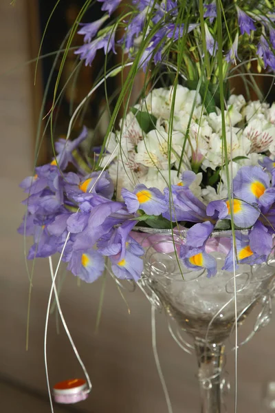 Beautiful Flowers Decoration Restaurant — Stock Photo, Image