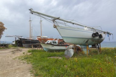 gemi onarım sahilde