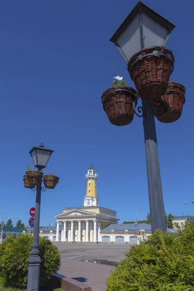 Torre Del Fuoco Nella Città Kostroma Con Cielo Blu — Foto Stock