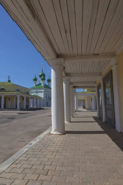 Old Shopping Arcade Kostroma City — ストック写真