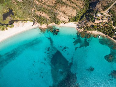 Rondinara Beach Korsika Adası Fransa'da havadan görünümü