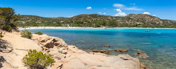 Playa de Palombaggia en la isla de Córcega en Francia — Foto de Stock