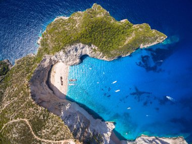 Navagio Beach Zakynthos (Zante görünümünde batık havadan görünümü