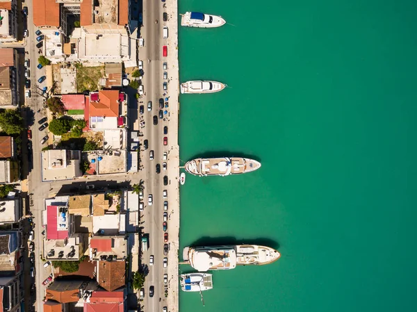 Luchtfoto van Zakynthos stad in Zante eiland in Griekenland — Stockfoto