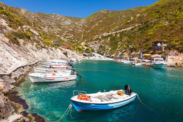 Vista sulla spiaggia di Porto Vromi nell'isola di Zante, in Grecia — Foto Stock