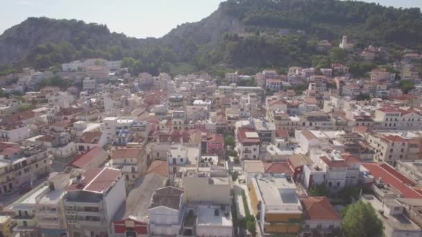 4 k （到） 鸟瞰图桑特岛岛上，在希腊扎金索斯城市的日志 — 图库视频影像