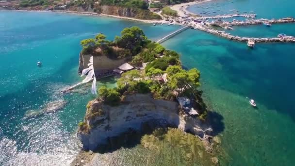 4K (UHD) Air view of Cameo Island in Zakynthos (Zante) island, in Greece — стоковое видео