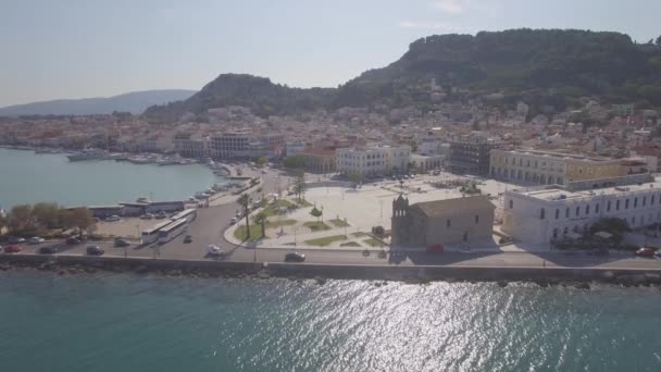 4K (UHD) Vista aérea da cidade de Zakynthos na ilha de Zante, na Grécia - log — Vídeo de Stock