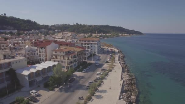 4 k (Uhd) luchtfoto van Zakynthos stad in Zante eiland in Griekenland - log — Stockvideo