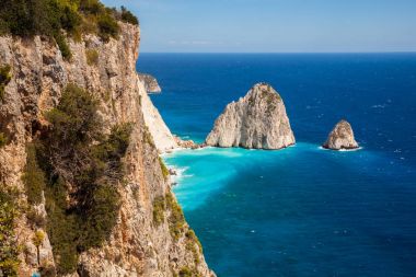 Yunanistan 'ın Zakynthos (Zante) adasındaki Keri kayalıkları