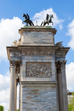 Triumph Arc - Arco Della Pace Sempione Parkı, Milano, İtalya