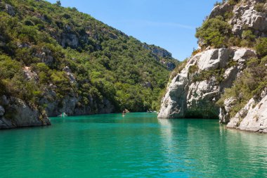 Fransa 'nın güneyindeki Verdon Vadisi nehri.