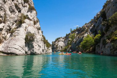 Fransa 'nın güneyindeki Verdon Vadisi nehri.