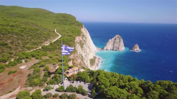 Воздушный Вид Греческого Крупнейшего Национального Флага Размахивая Небе Кери Закинф — стоковое видео