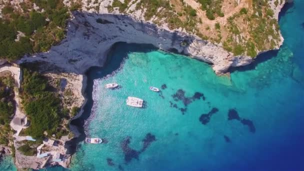 Uhd Flygfoto Över Agios Nikolaos Blå Grottor Zakynthos Zante Island — Stockvideo