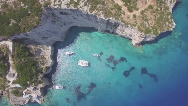 Uhd Vista Aérea Las Cuevas Azules Agios Nikolaos Isla Zante — Vídeos de Stock