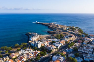 Santiago - Cape Verde başkentidir Praia şehrin havadan görünümü