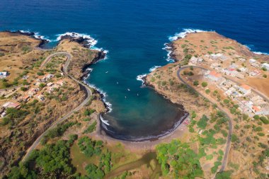  S Calheta Sao Miguel yakınlarındaki Hindistan cevizi ve şeker kamışı ekimi