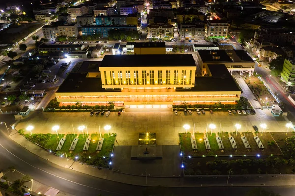 佛得角岛圣地亚哥普拉亚市的夜景 — 图库照片