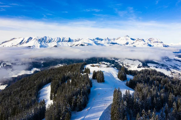 Skistation in Megeve in de Haute Savoie in de Franse Alpen van Frankrijk — Stockfoto