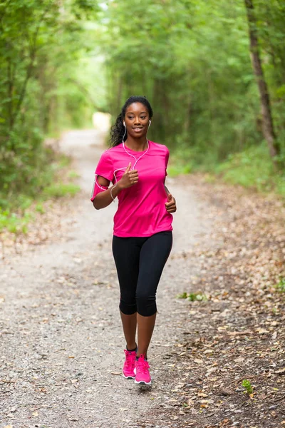 Afrikansk Amerikansk Kvinna Jogger Porträtt Fitness Människor Och Hälsosam Livsstil — Stockfoto