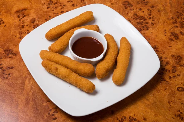 Dedos Frango Crocantes Prato Branco Com Ketchup — Fotografia de Stock