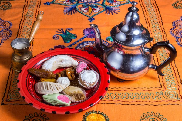 Arap tatlıları. Orta Doğu Tatlıları. Bayramlık Henna Kurabiyeleri.