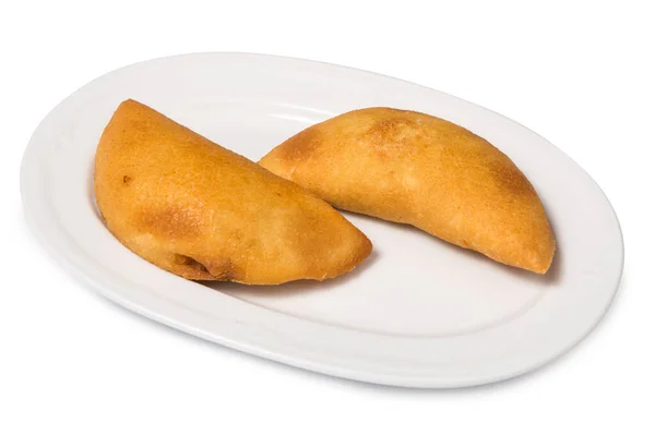 Couple Empanadas Sur Une Petite Plaque Carrée Sur Fond Blanc — Photo