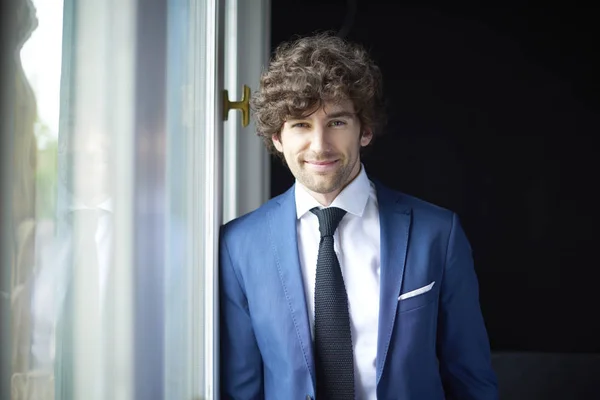 Lawyer looking at camera — Stock Photo, Image