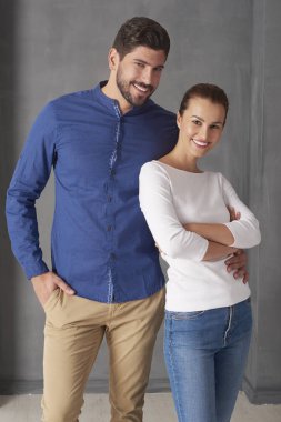 Seven genç çift birlikte 