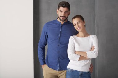 Seven genç çift birlikte 