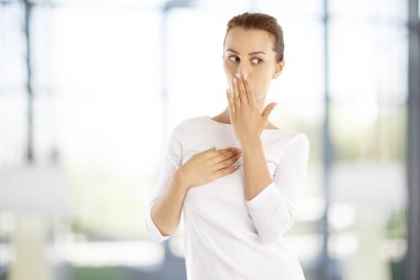 Sürpriz erkek uzağa arıyorsunuz