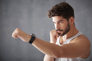 Genç boksör nakavt 