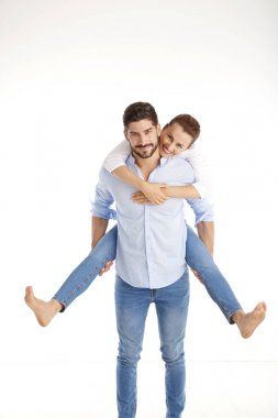 Genç çiftin birlikte eğlenmek