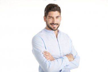 Kolları bağlı bir adam