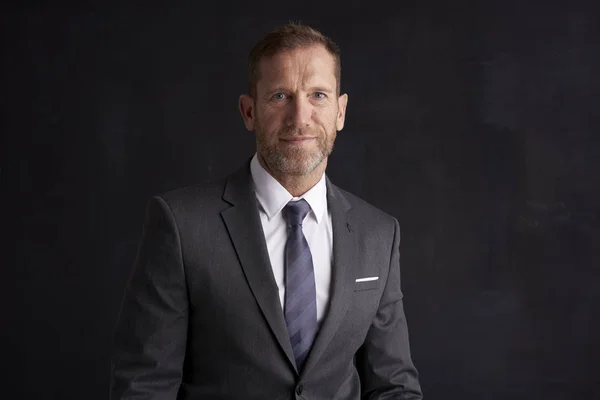 Portrait Shot Middle Aged Executive Businessman Wearing Suit While Looking — Stock Photo, Image