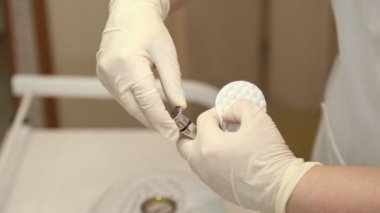 yordamı için hazırlanan güzellik uzmanı