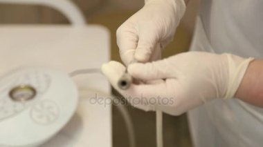 yordamı için hazırlanan güzellik uzmanı